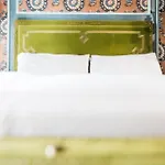 The Gas Lamp Hotel - Latimer