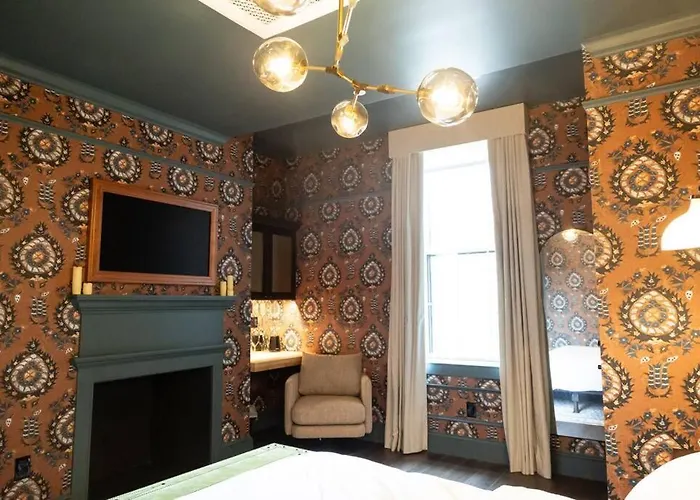 The Gas Lamp Hotel - Latimer